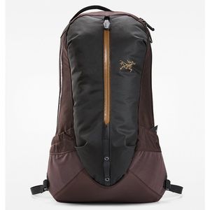 Arc’teryx Arro 22 backpack New Arcteryx rare